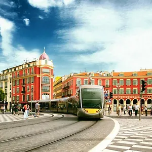 2 Bedroom - Hyper Center - Kitchen - Tramway - Balcony - Air Conditioner - Wifi Appartamento
