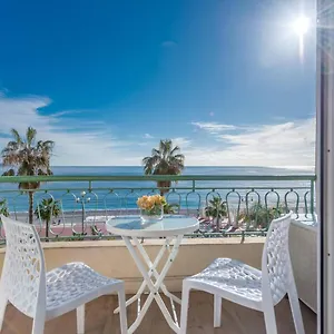 Apartment Modern Sea View On Promenade Des, Nice