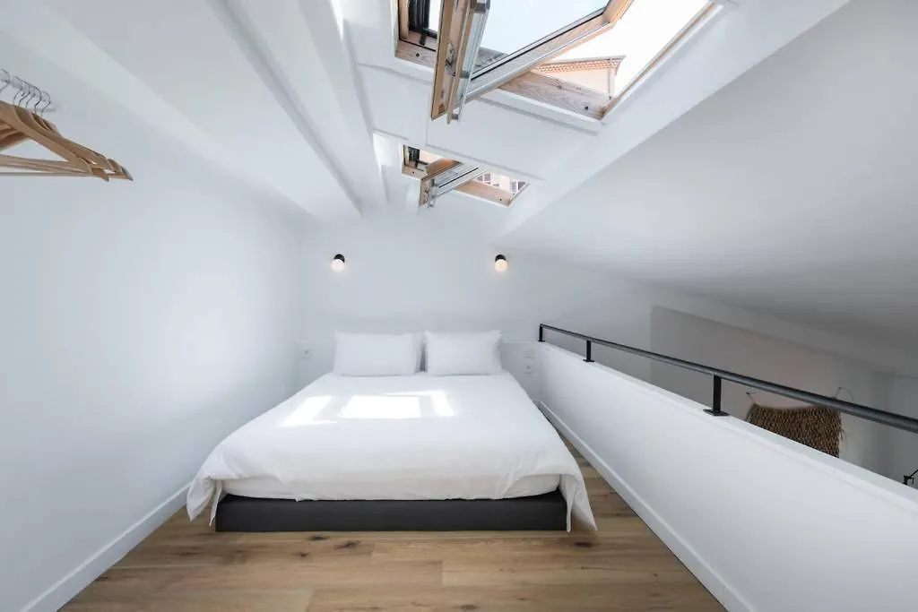 Malonat Duplex - Old Town